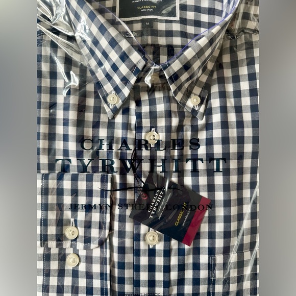 Charles Tyrwhitt Classic Fit Check Shirt - Picture 3 of 5